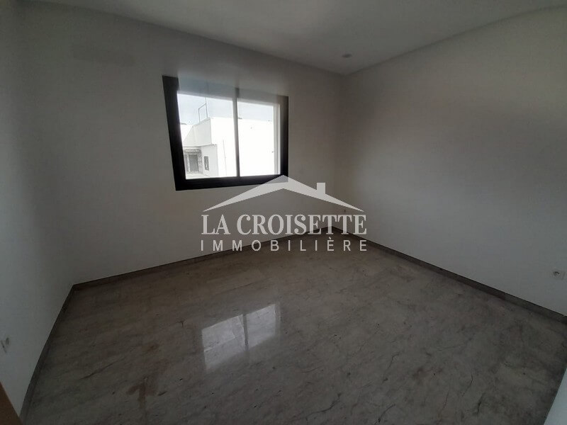 Appartement S+3 à La Soukra